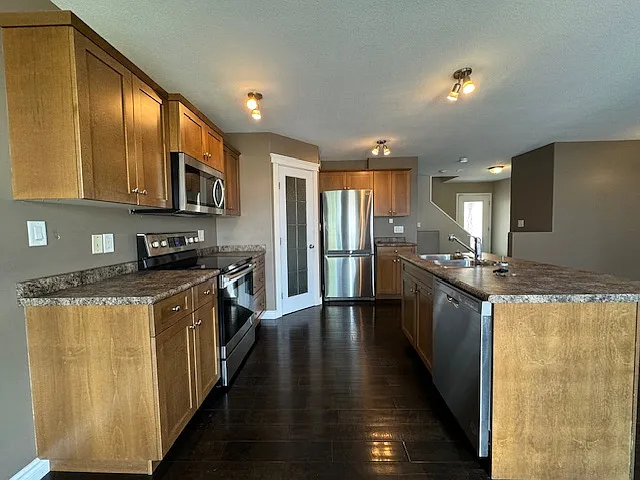 110 Meadowlark Park — Photo 8