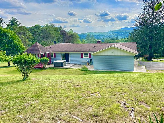 5th image of 401 Big Cedar Dr
