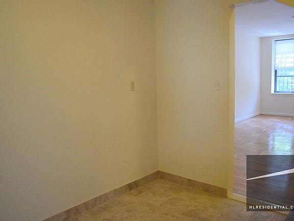 3rd image of 8722 Bay Pkwy APT B4