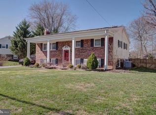 5603 Broadmoor St, Alexandria, VA 22315