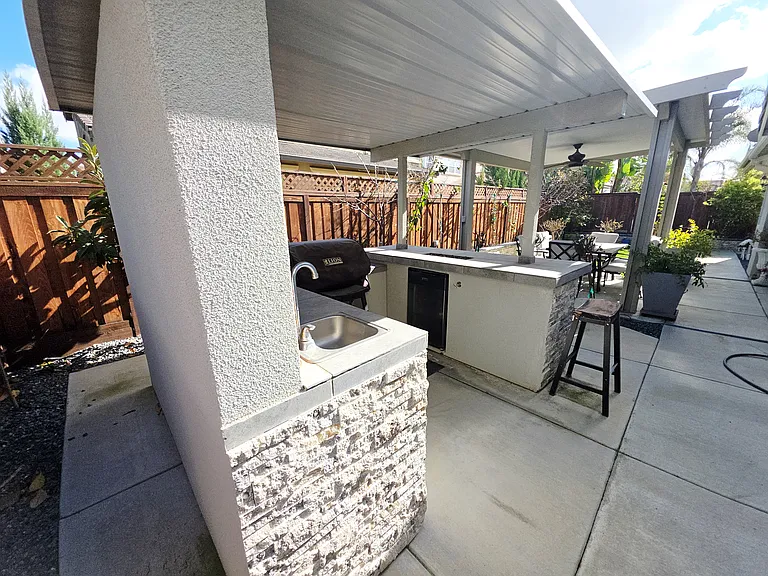 2488 Remy Cantos Dr — Photo 75