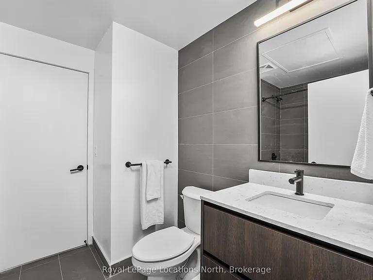 31 Huron St — Photo 13
