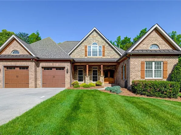 706 Mallard Landing Blvd, Clemmons, NC 27012