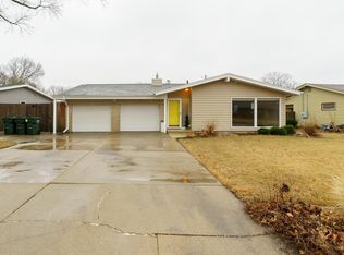 424 Queens Ct, Sioux City, IA 51104
