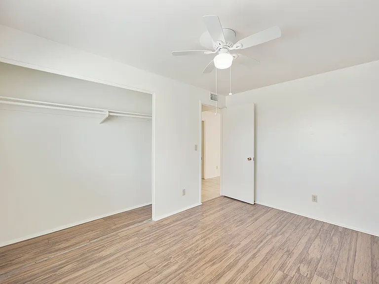 8743 E Berridge Ln — Photo 20
