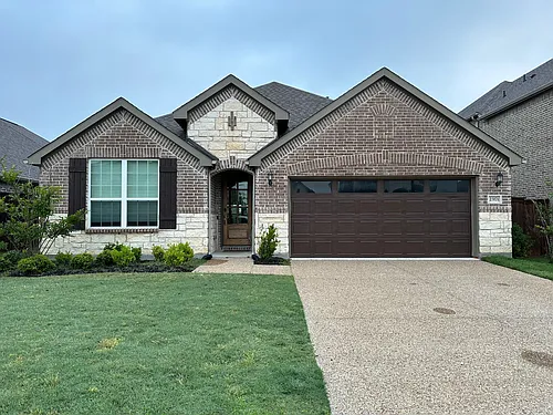 2317 Chapel Cross Ln Photo 1