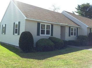 9 Nottingham Dr, Saco, ME 04072