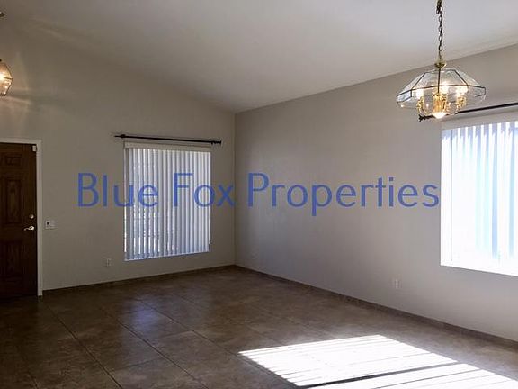5th image of 290 S Sonoran Heights Dr