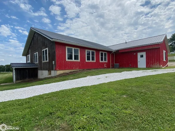 303 Old Highway 2, Cantril, IA 52542