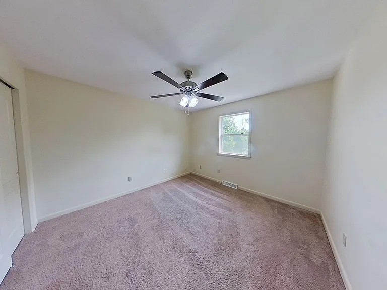 214 Craigdan Dr — Photo 6