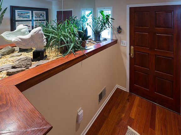2nd image of 1540 Ocean Ave Unit 10