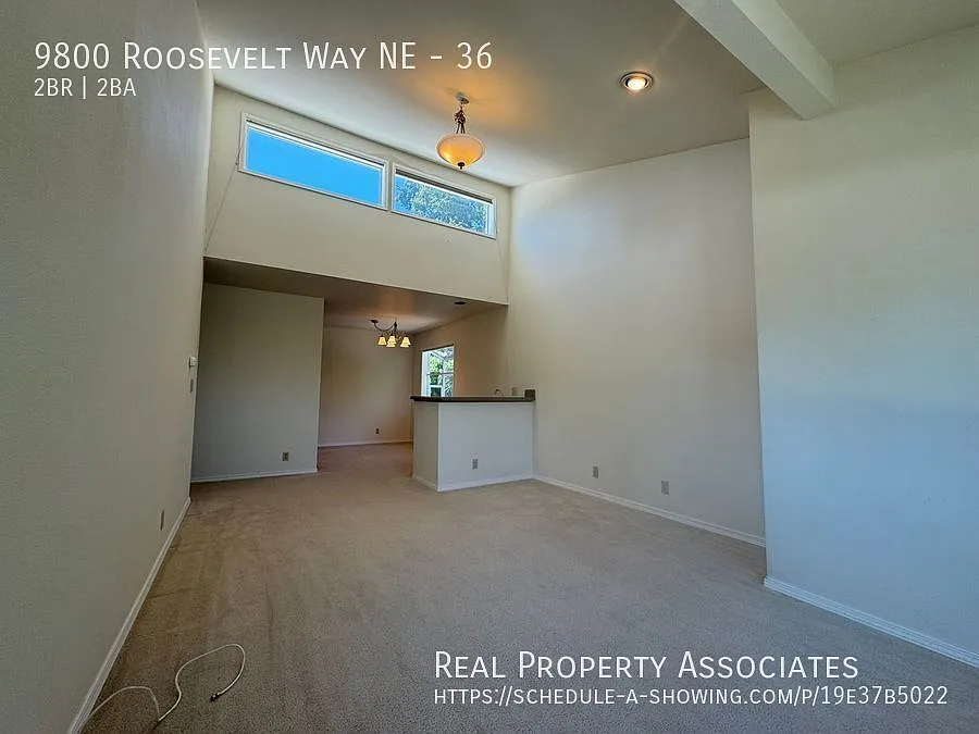 Enjoy Top Floor Condo Living | 2 bedroom 1 3/4 Bath in the amazing Ravenna Neighborhood! — Photo 3