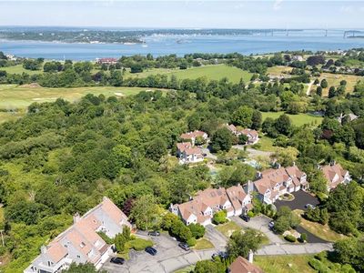 15 Hammersmith Rd Unit 14, Newport, RI, 02840