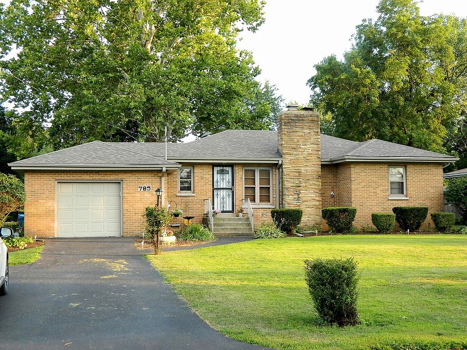 Stately Brick Raised Ranch with Full Finished Basement.