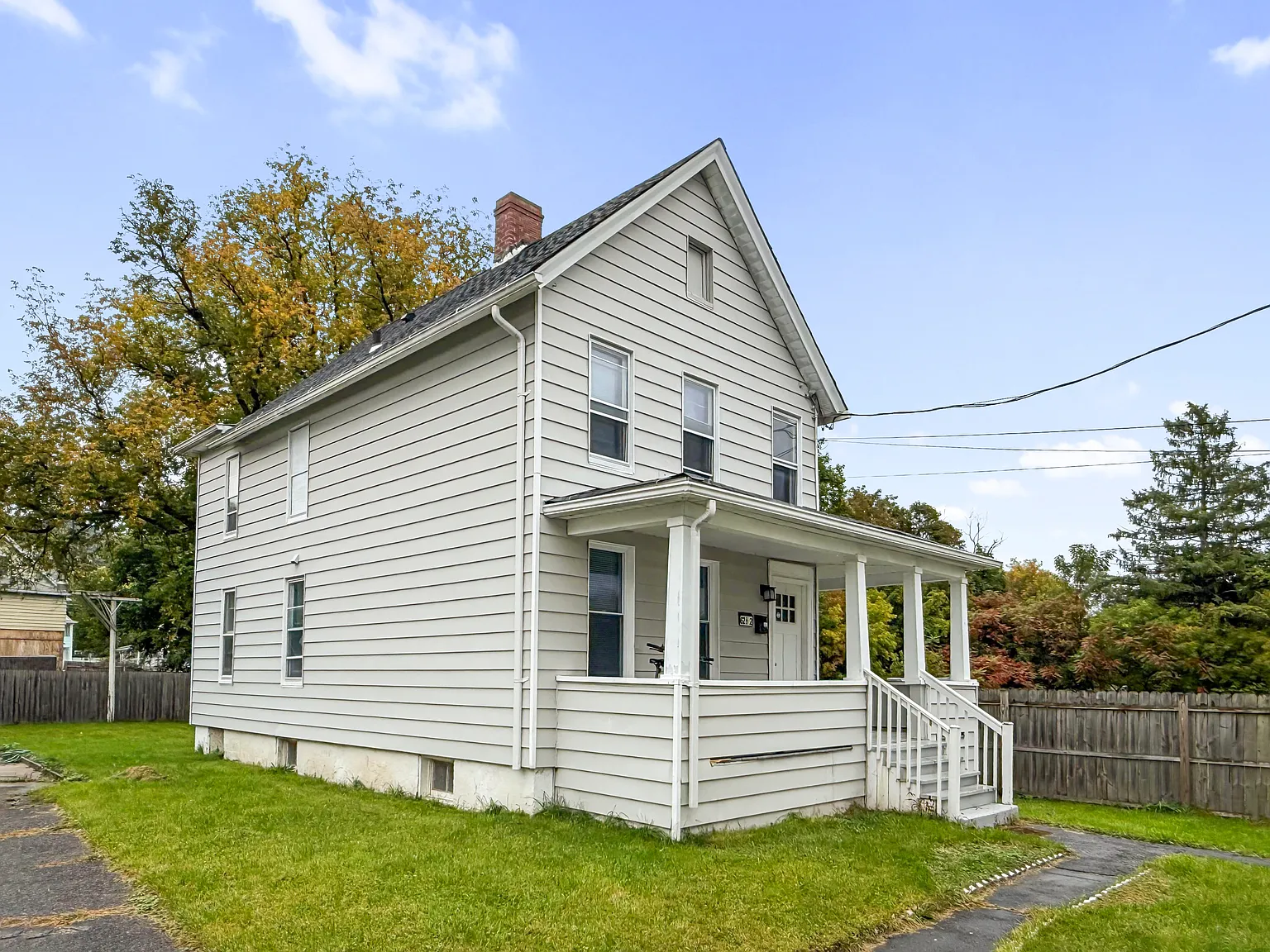1 bed, 600 sqft, $1,100 — Photo 2
