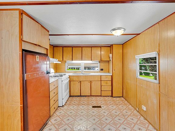 5th image of 21922 Ottawa Rd Space 26