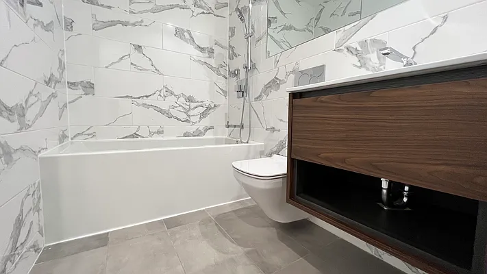 Rented by Addison Property Group | media 13