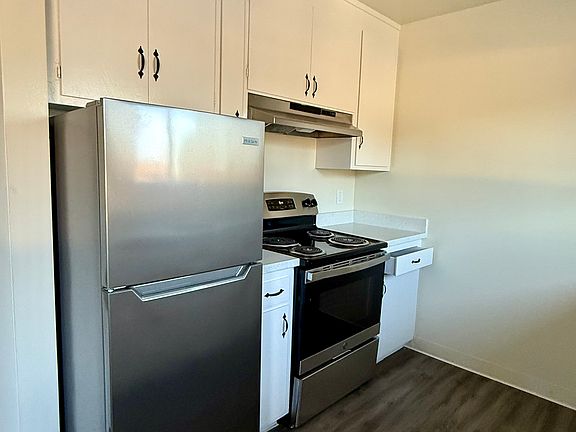 2nd image of 1224 Floribunda Ave APT 12