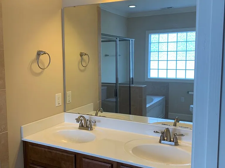 330 Gallery Dr #201 — Photo 19