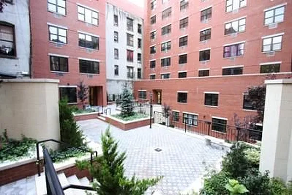 Rented by Yuco Management | media 26