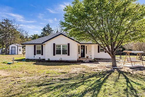 137 W Oak Dr Photo 1