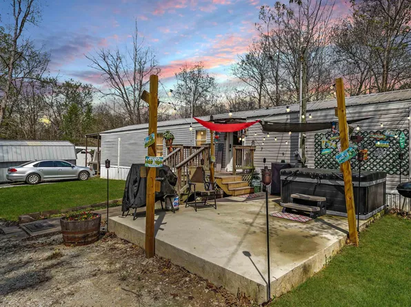 3058 Republican Grove Rd, Atwood, TN 38220