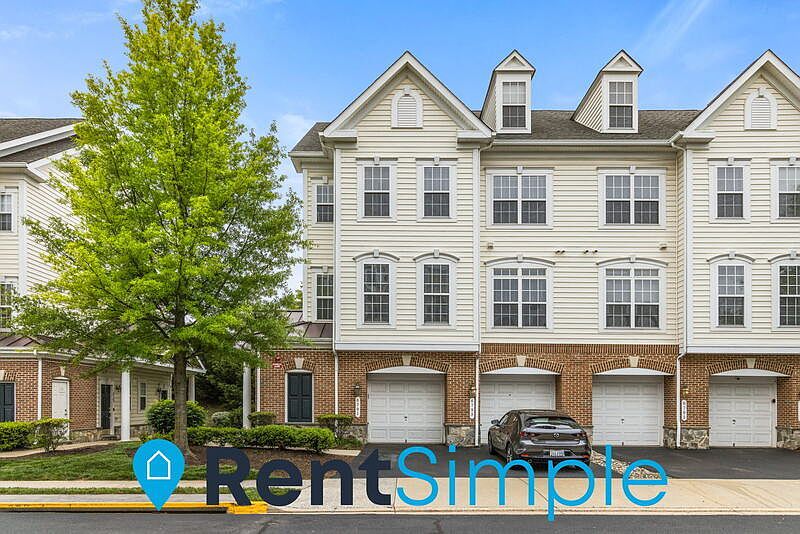 1st image of 6791 Hampton Bay Ln