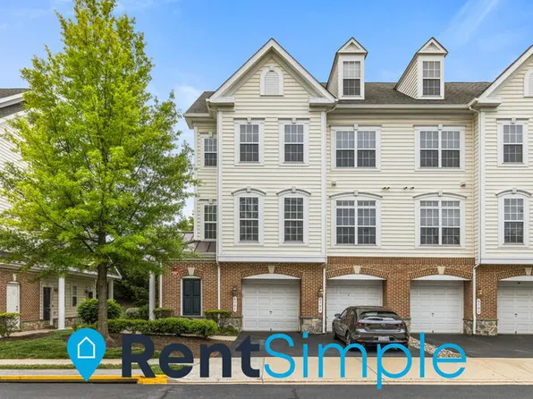 6791 Hampton Bay Ln, Gainesville, VA 20155