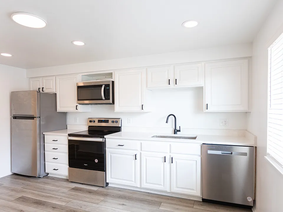 Sierra Ridge Apartments