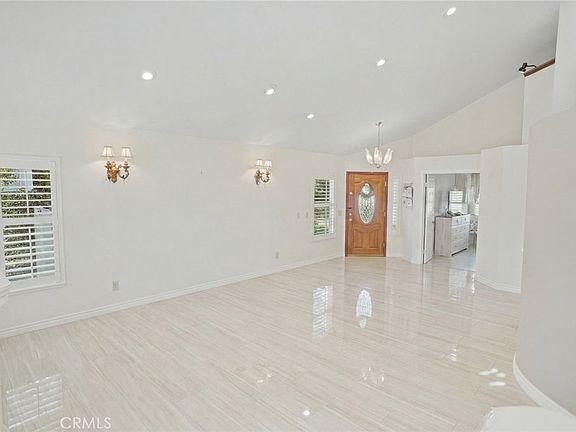 5th image of 24844 Bracken Ln