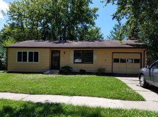 5261 Bunker Hill Ct, Loves Park, IL 61111