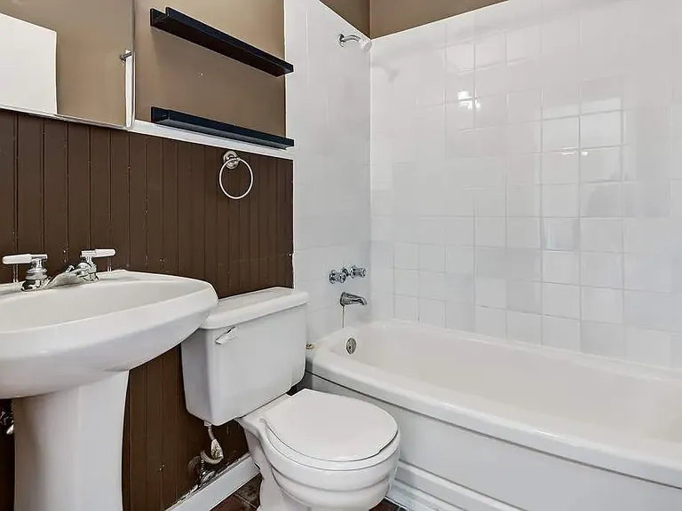 233 Bradbrooke Dr #13 — Photo 7