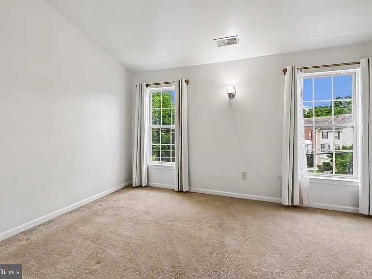 9457 Birdhouse Cir #40 — Photo 33