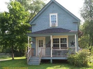 88 Russell Rd, Skowhegan, ME 04976