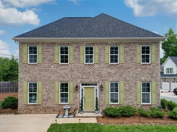 2 Gingerly Way, Greensboro, NC 27455