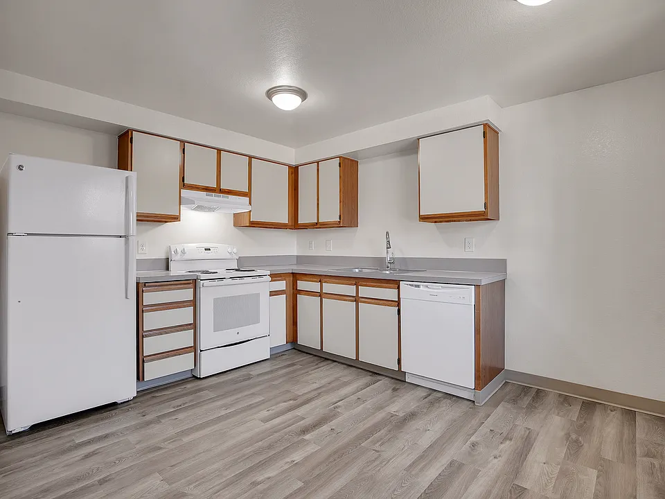 Kitchen cabinets may vary