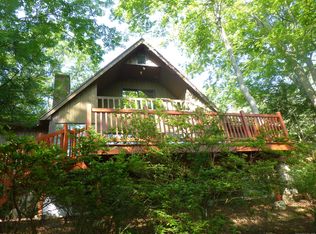 5 Tower Hill Lake Rd, Deep River, CT 06417