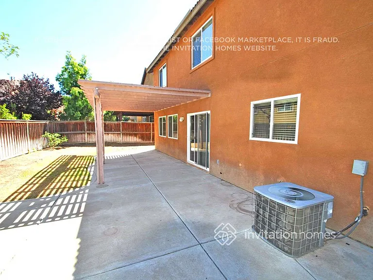 38354 Falcon Ct — Photo 10