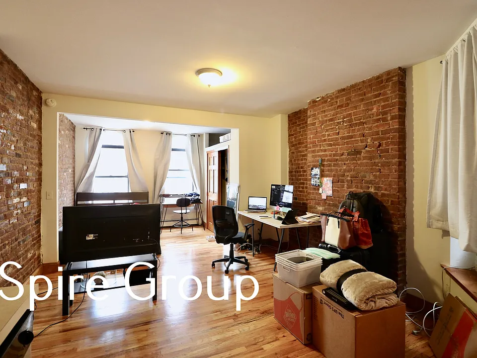 814 10th Ave #5F