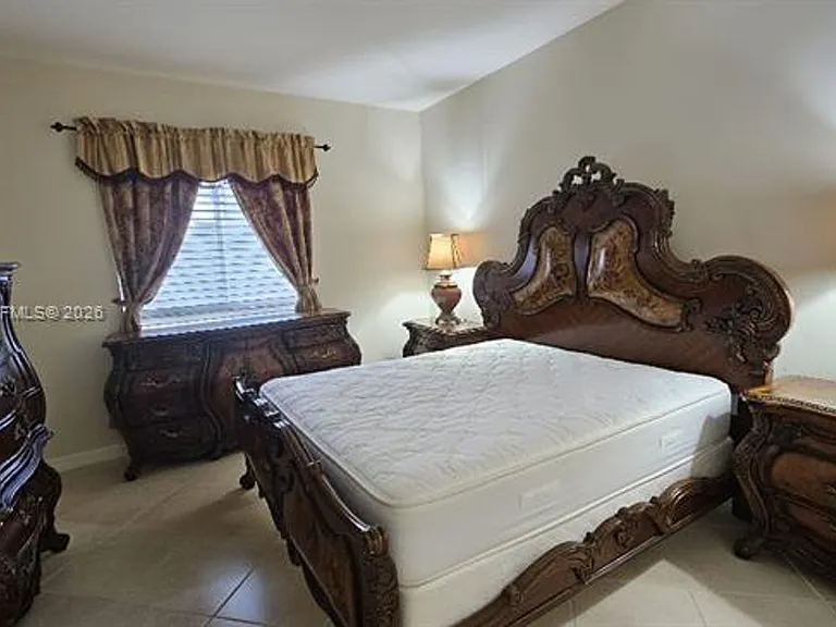 16102 Emerald Estates Dr #306 — Photo 12