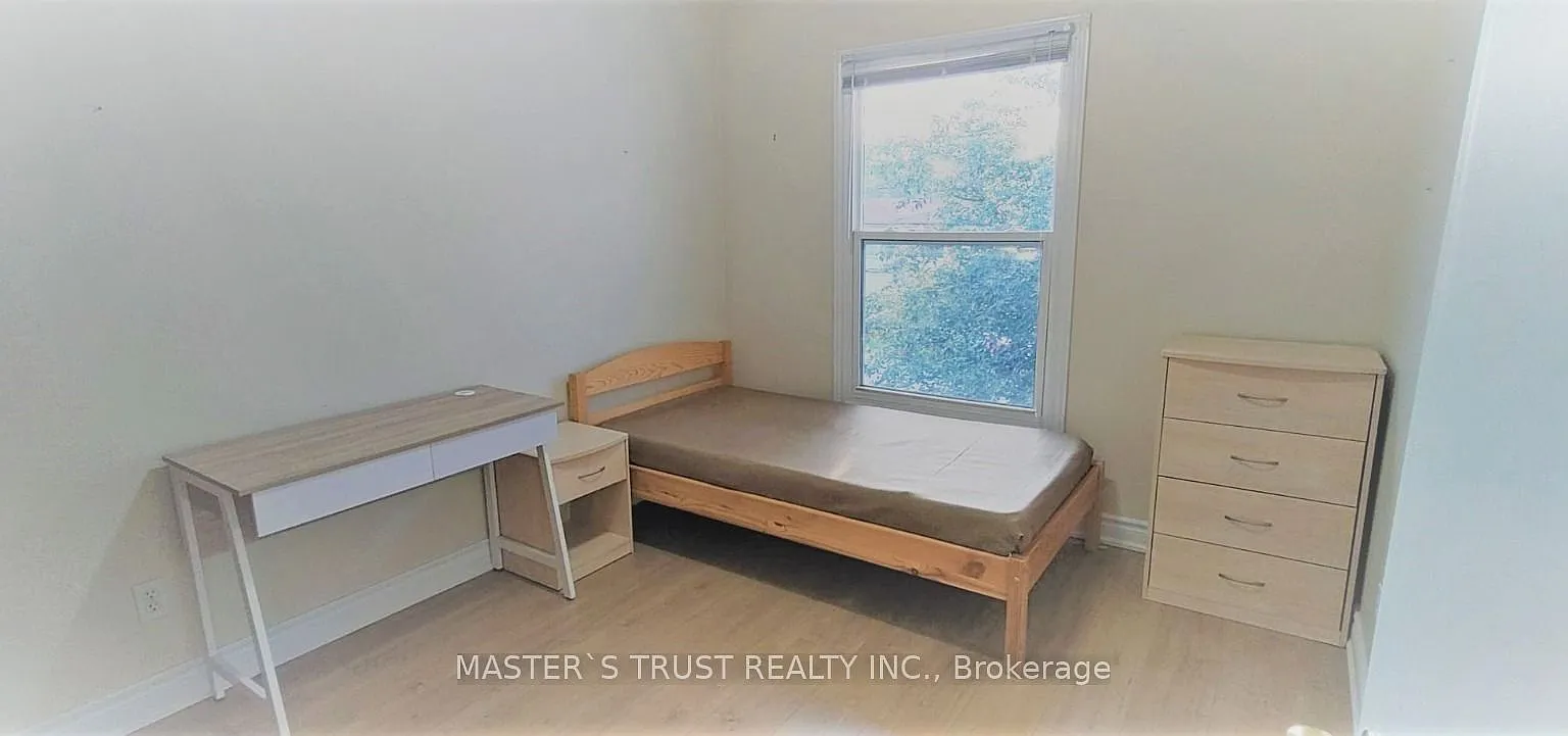 1 bed, $900 — Photo 1