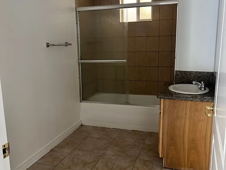709-711 YALE ST/700 N. HILL PL LOS ANGELES, CA 90012 — Photo 20