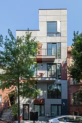 183 Ainslie Street in Williamsburg
