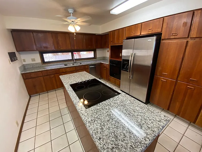 98-604 Kuini St — Photo 18