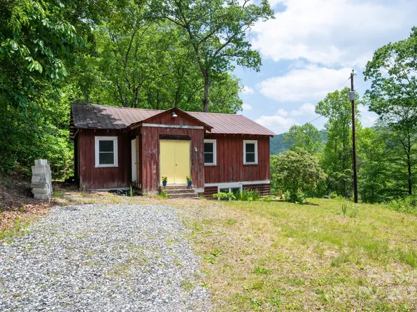 1712 Little Creek Rd, Hot Springs, NC 28743