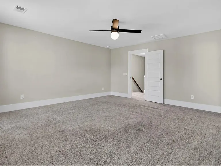 2081 Utsey St — Photo 41