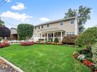 39 Covington Rd, Yonkers, NY 10710