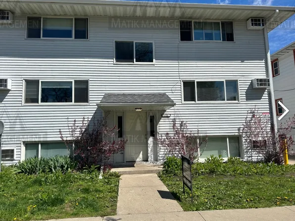 1221 4 1/2 St NW APT 3, Rochester, MN 55901