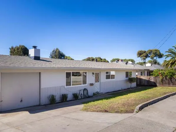 1048 Hamilton Ave, Seaside, CA 93955