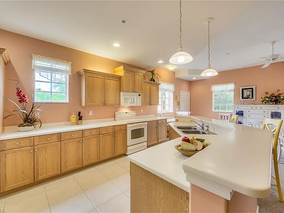 2nd image of 8661 Piazza Del Lago Cir Unit 202